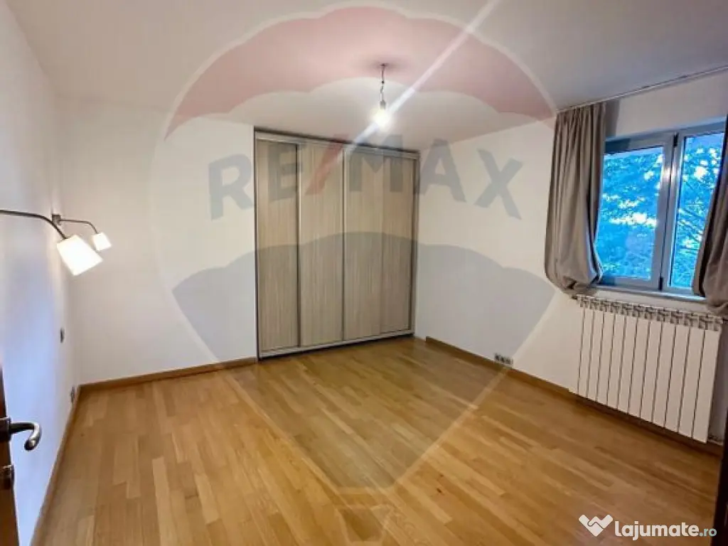 De vanzare apart. 3 cam, pe malul Lacului Snagov , comisi... 