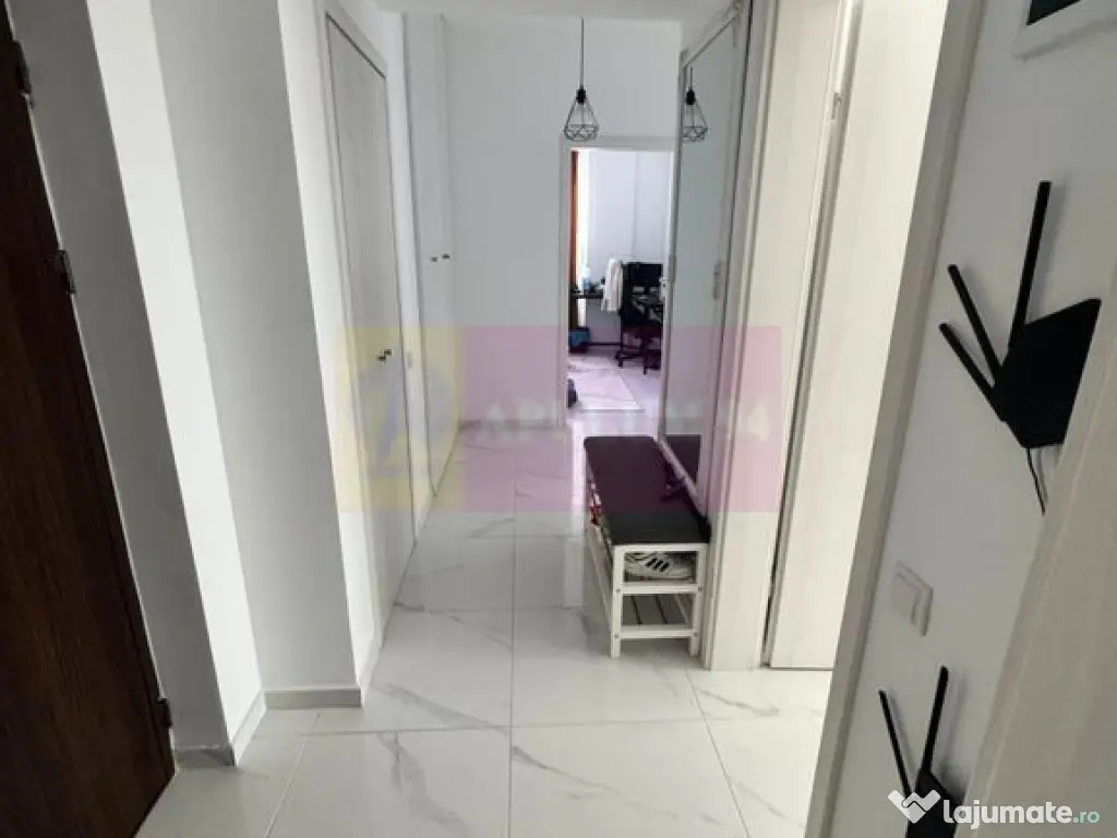 Apartament 3 camere 77mp Metrou Aparatorii Patriei 