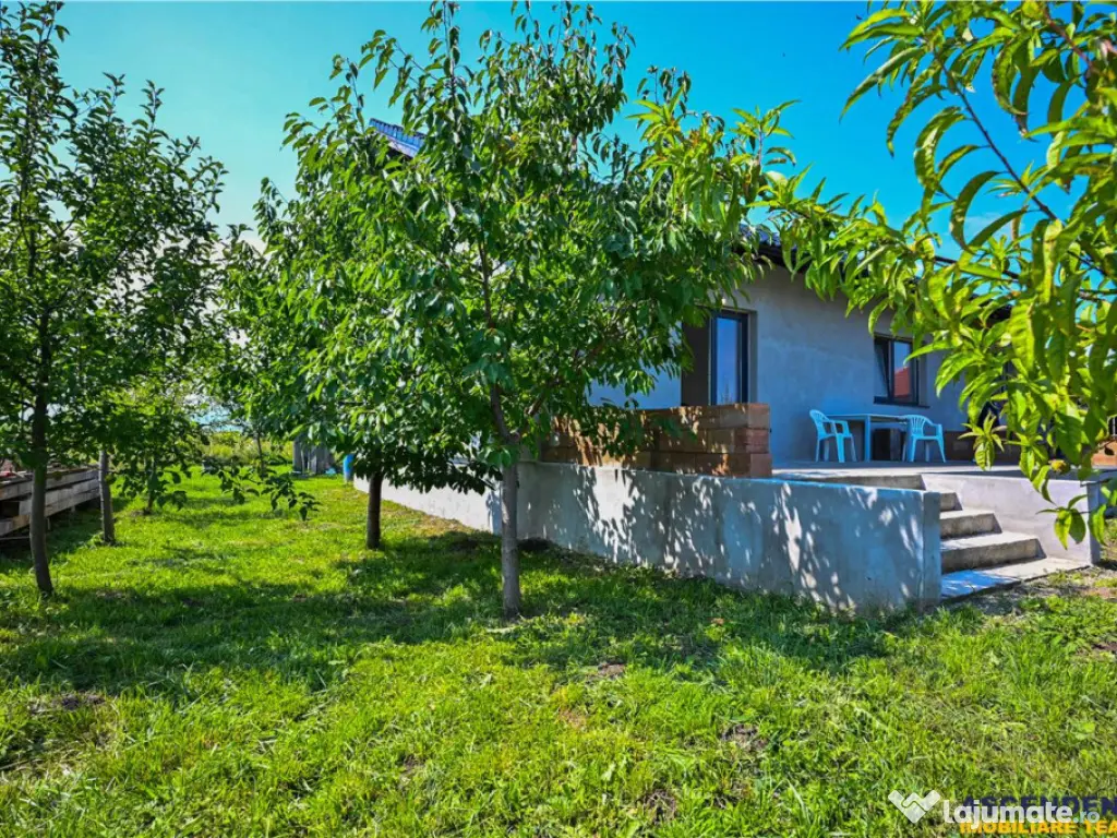 Casa noua pe parter,salon generos,terasa, pod mansardabil,te