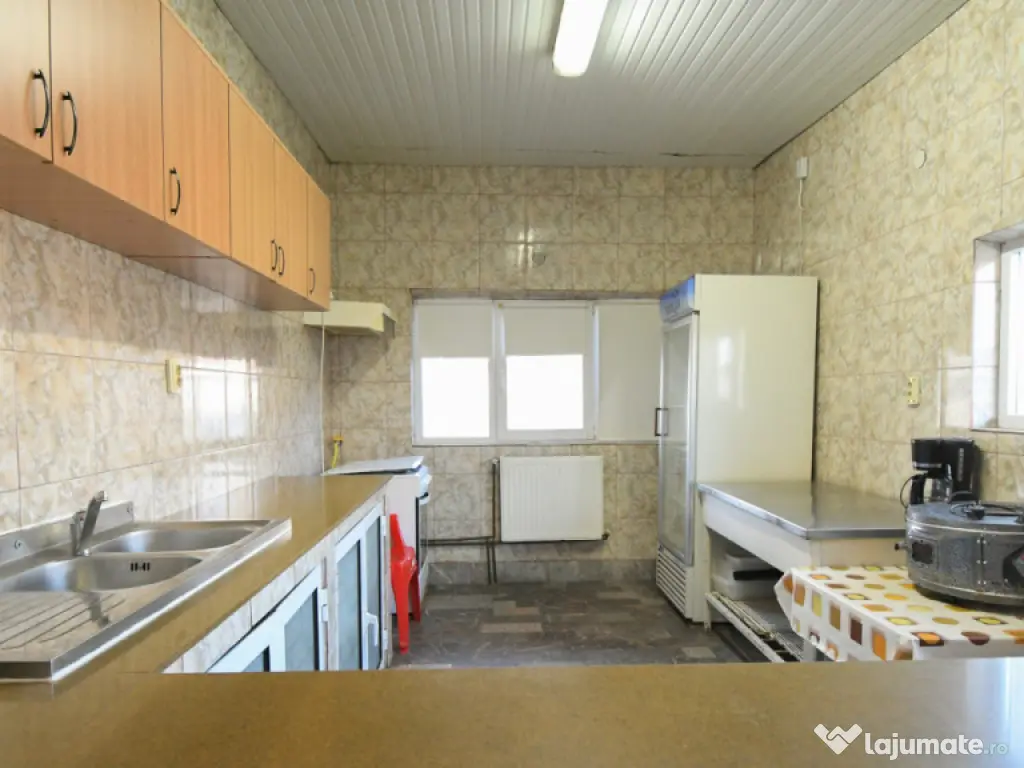 Ovidiu – Centru – Spatiu Comercial 258mp – 565mp