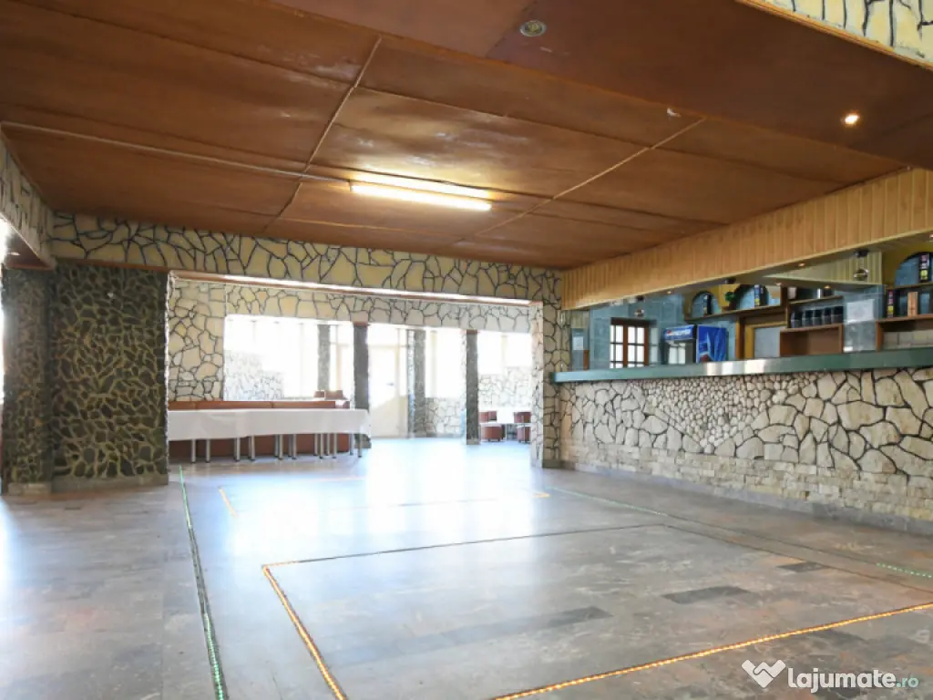 Ovidiu – Centru – Spatiu Comercial 258mp – 565mp