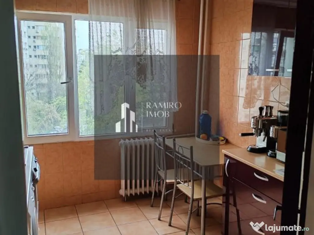 Apartament 3 camere decomandat / et 4/ 74 mp– Mega Mall... 