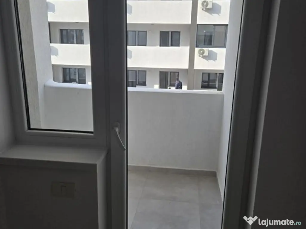 2cam tip studio/5-7min pietonal Auchan/metrou Berceni 