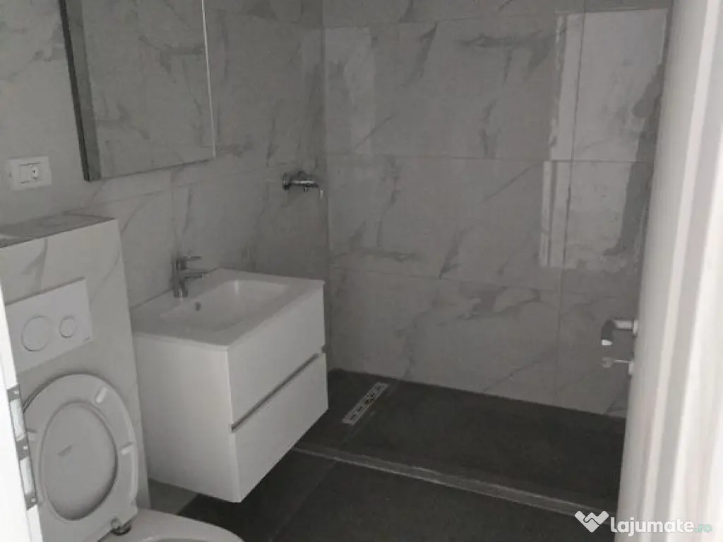 2cam tip studio/5-7min pietonal Auchan/metrou Berceni 