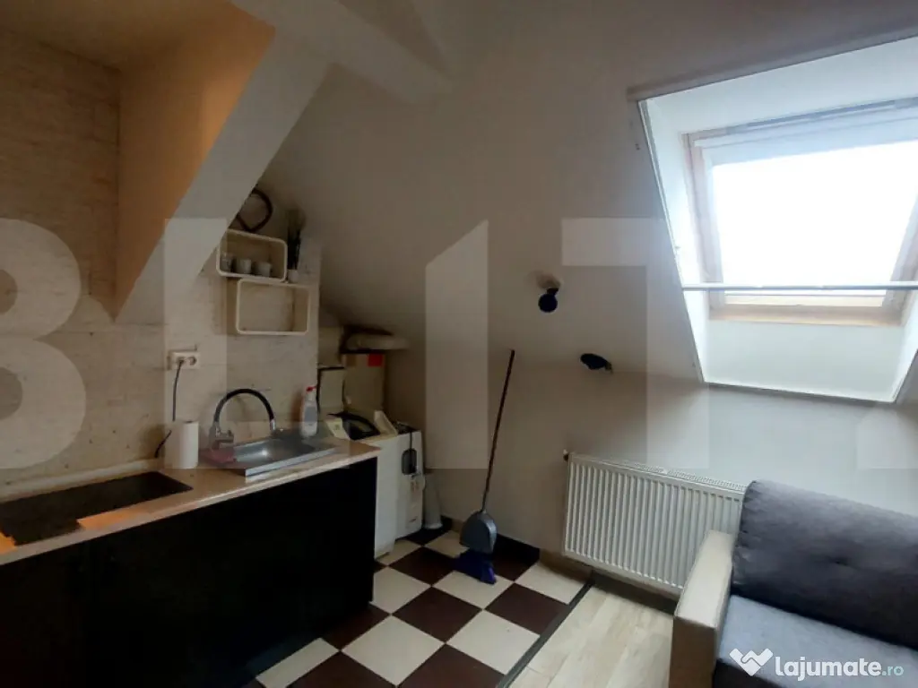 Garsoniera mansardata, 24 mp, zona Iosefin