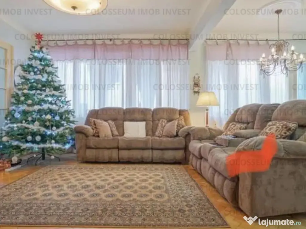 Apartament 3 camere, semidecomandat -Centrul Istoric 