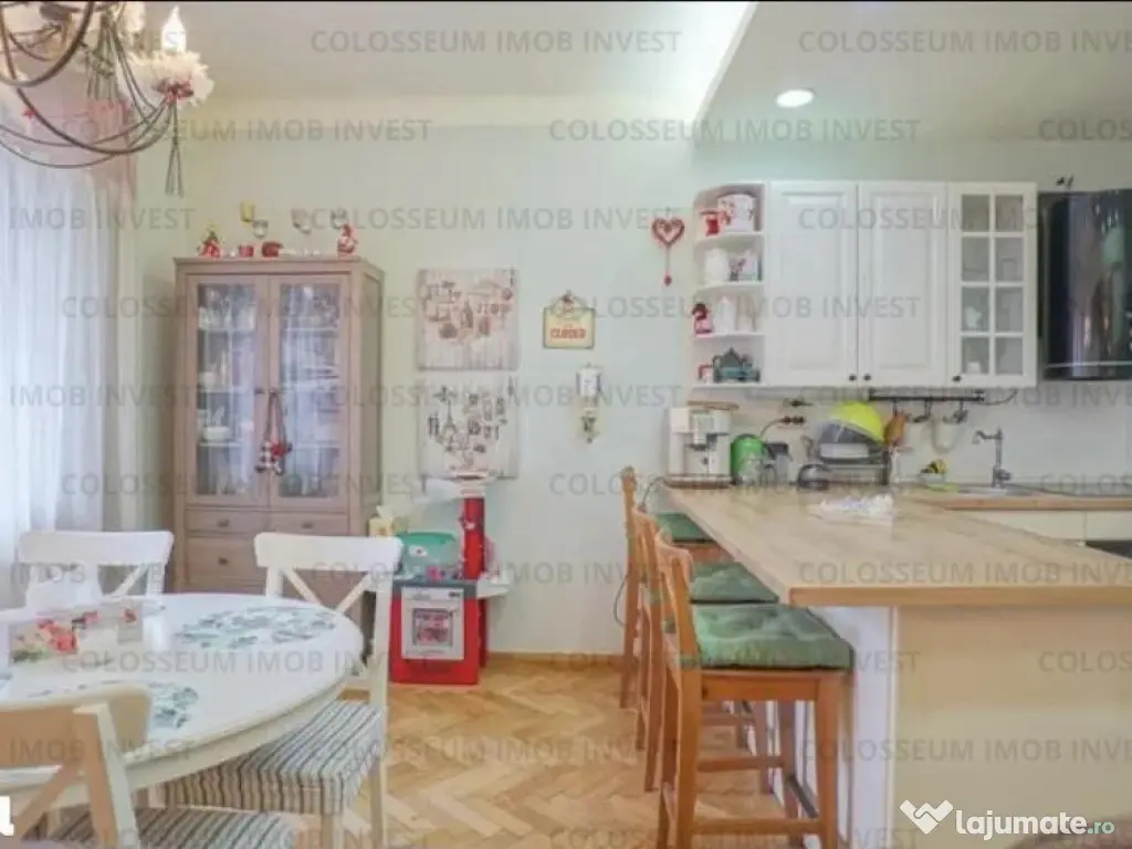 Apartament 3 camere, semidecomandat -Centrul Istoric 