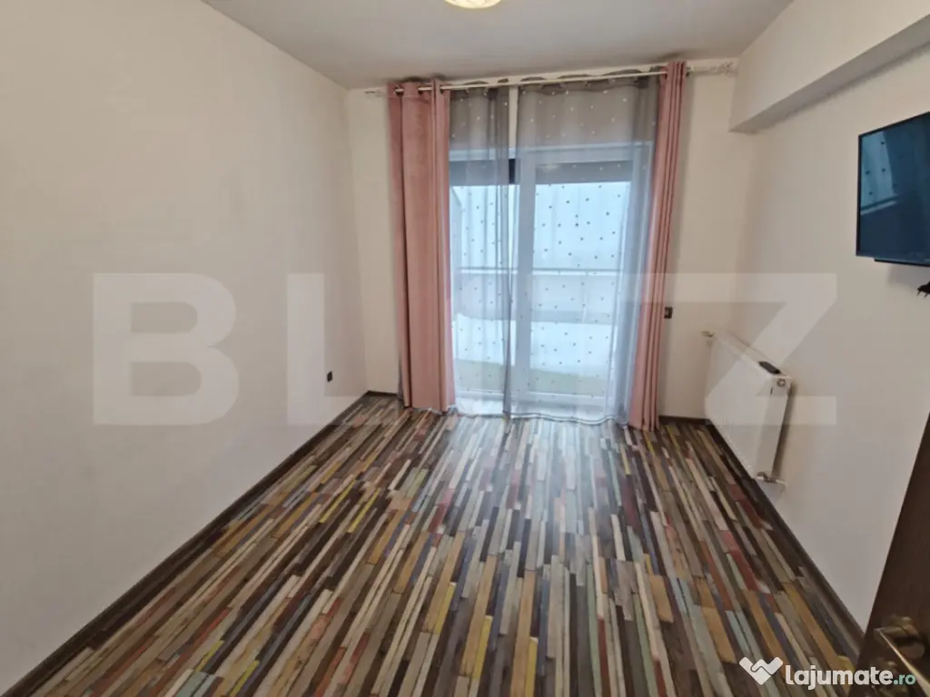 Penthouse 4 camere, 110 mp, 120 mp terasa, garaj, zona Buna-
