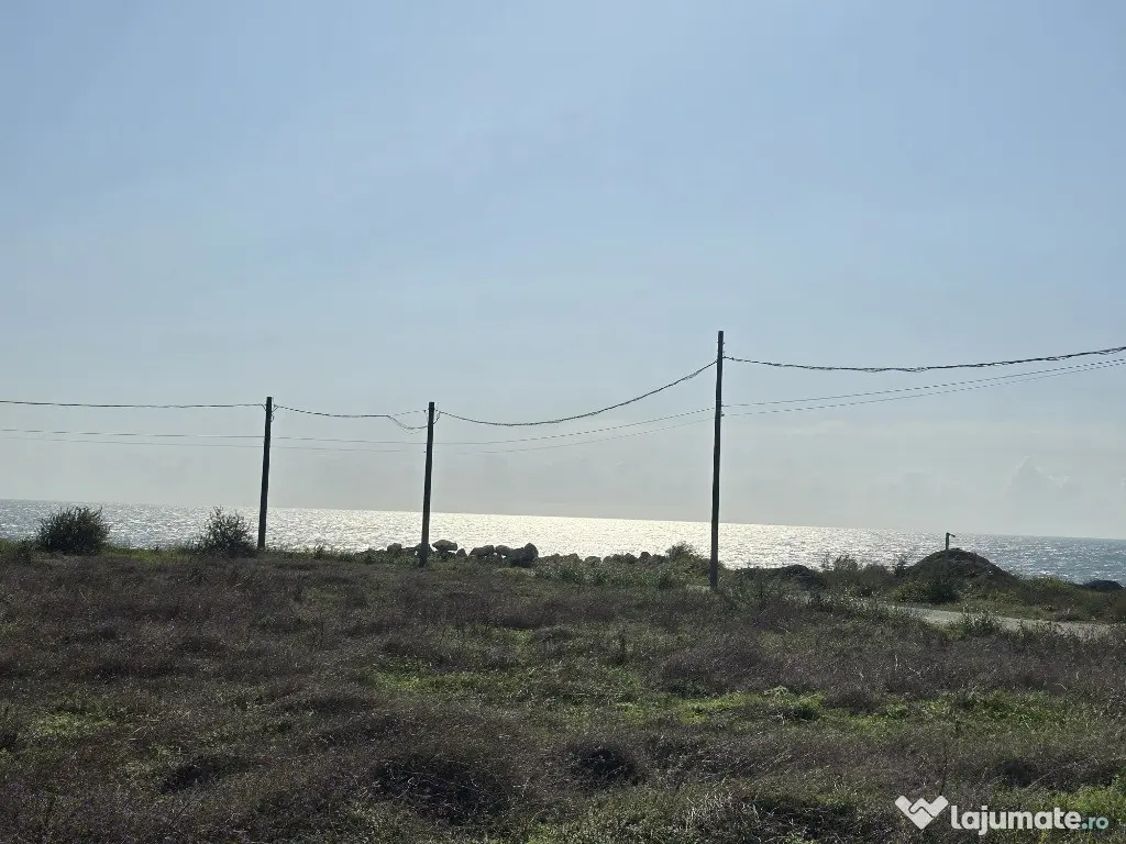 Teren de vanzare in Costinesti primul rand la Marea Neagra 