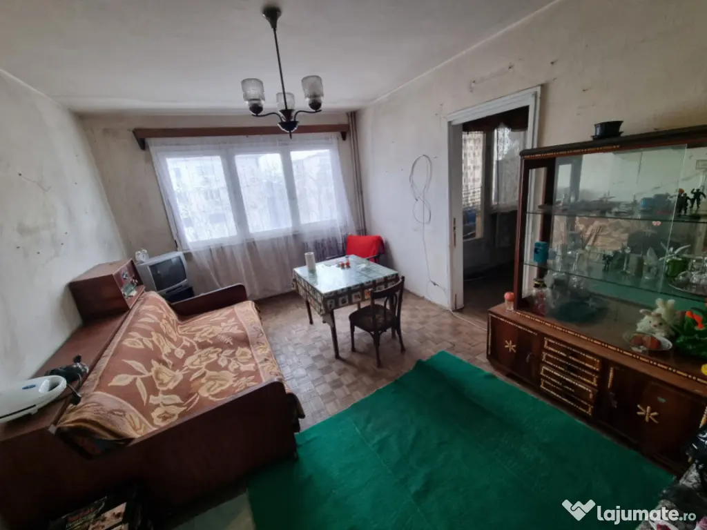 Clinica Luxor- 9 Mai- Ultracentral-3 camere/etaj 3, necesit? 