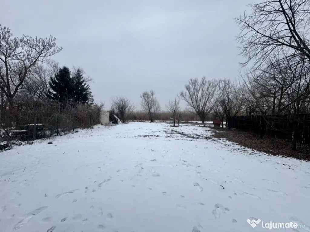 Teren 887mp cu casa pe malul Lacului Snagov | Santu Floresti 