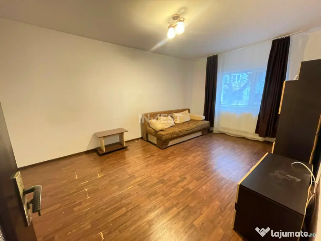 Apartament 2 camere decomandat-50mp-Podul de Fier 