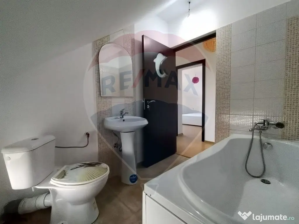 Casă / Vilă cu 4 camere la 25 min de Piata Victoriei - ... 