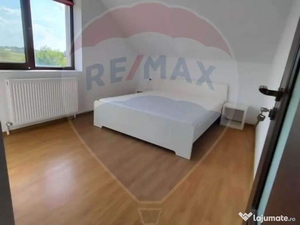 Casă / Vilă cu 4 camere la 25 min de Piata Victoriei - ... 