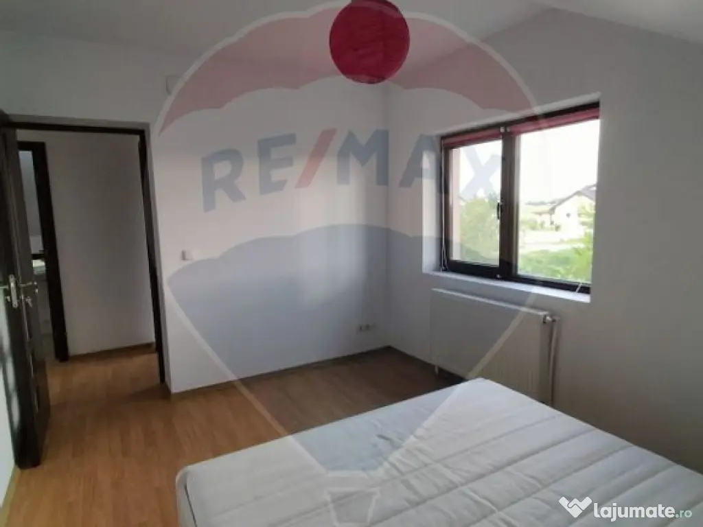 Casă / Vilă cu 4 camere la 25 min de Piata Victoriei - ... 