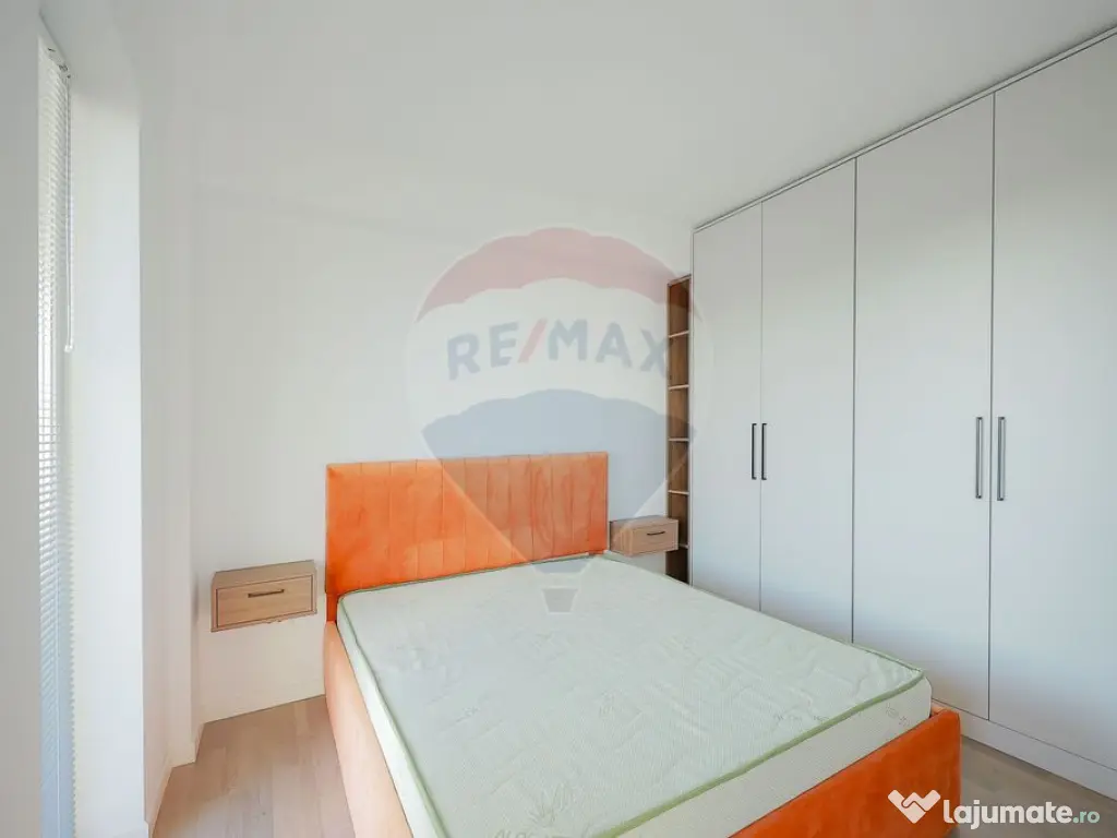 Apartament de închiriat cu 2 camere și parcare, ultrace... 