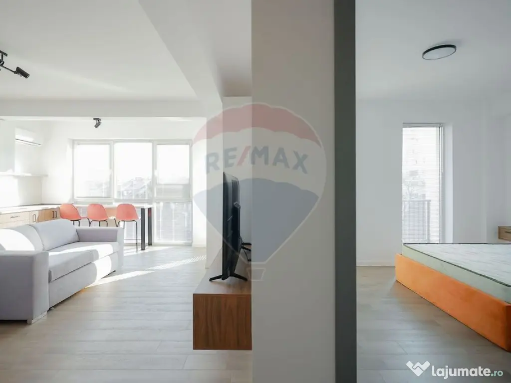 Apartament de închiriat cu 2 camere și parcare, ultrace... 