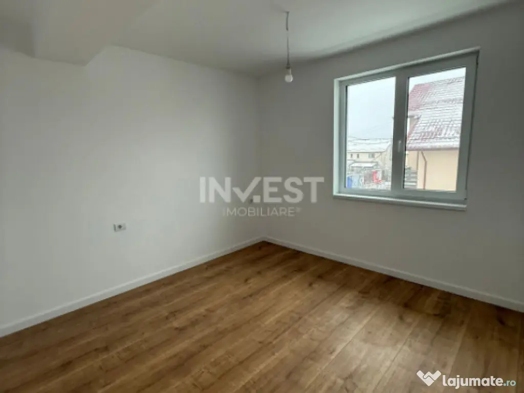 Case Tip Înșiruit P+1E cu Finisaje Premium în Valea Lupul 