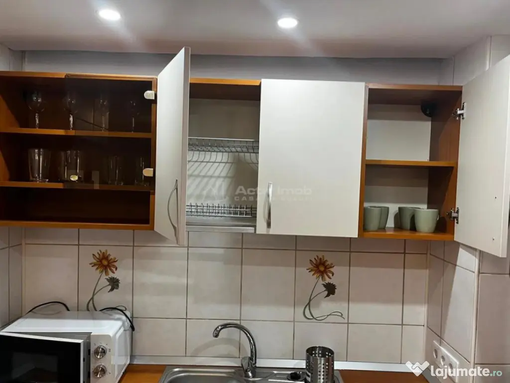 3 Camere, Posta Vitan, Centrala, Parcare, Pet Friendly 