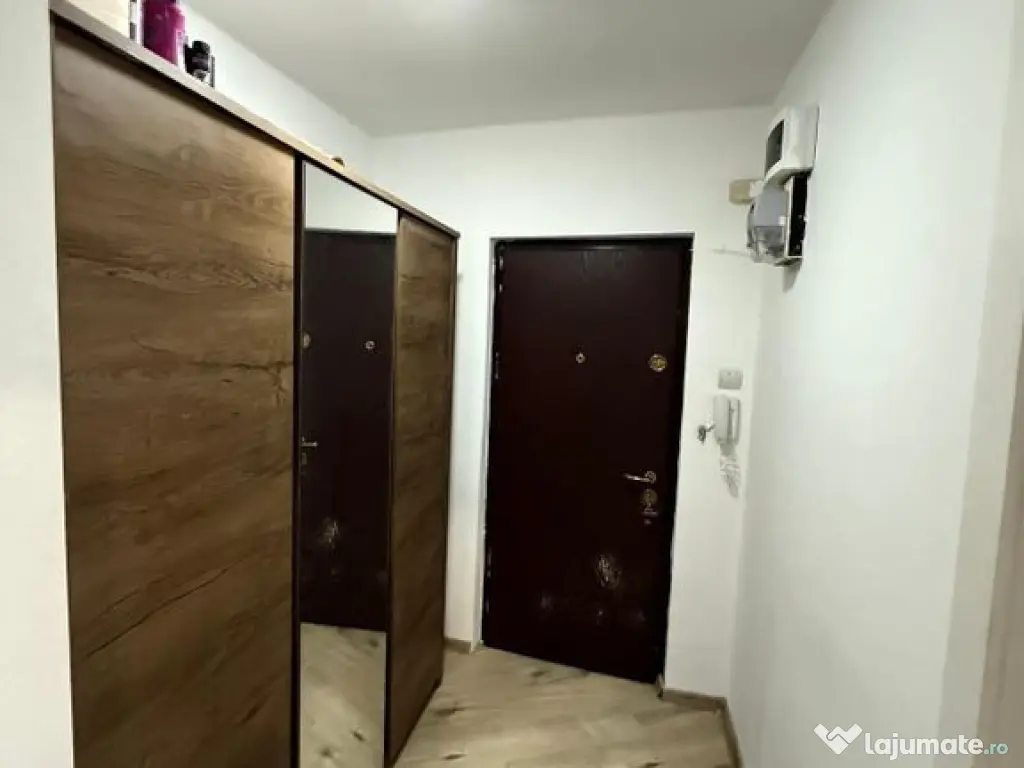 Studio Cismgiu mobilat si utilat 