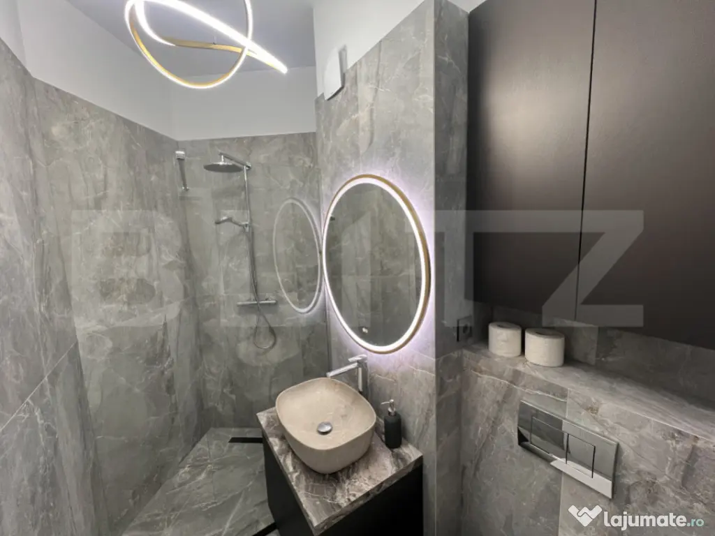 Apartament 2 camere, LUX, zona VIVO, Parcare subterana