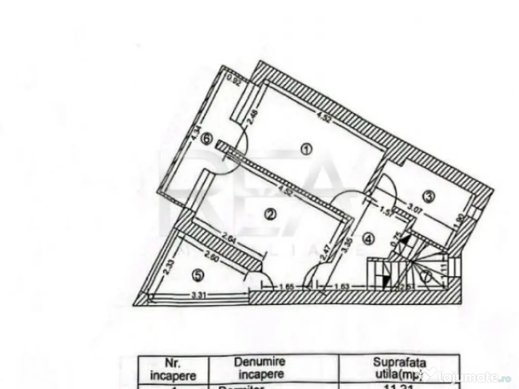 Vilă 5 camere Trapezului, centrală, an 2007, 174 mp 