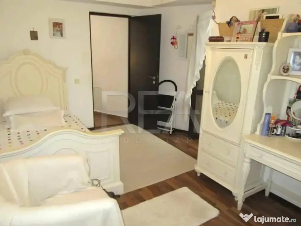 Vila in sectorul 3 zona Trapezului / 1 Decembrie 1918 