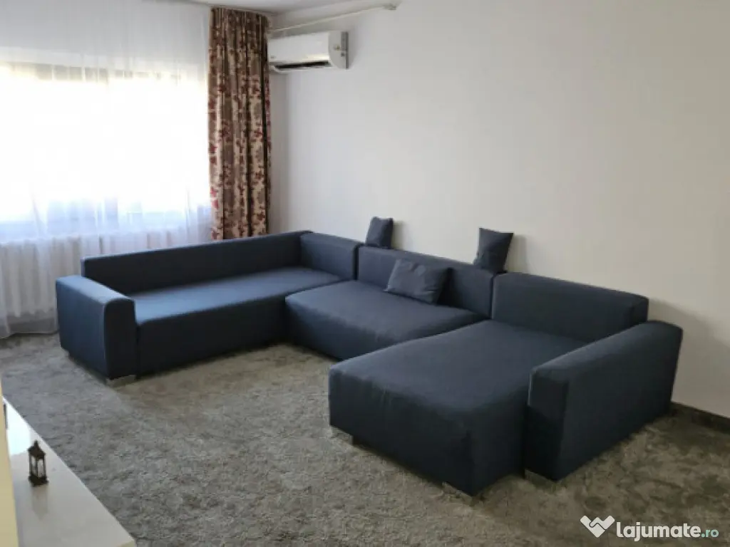 Apartament 2 camere de vanzare, in zona Trocadero - Constant