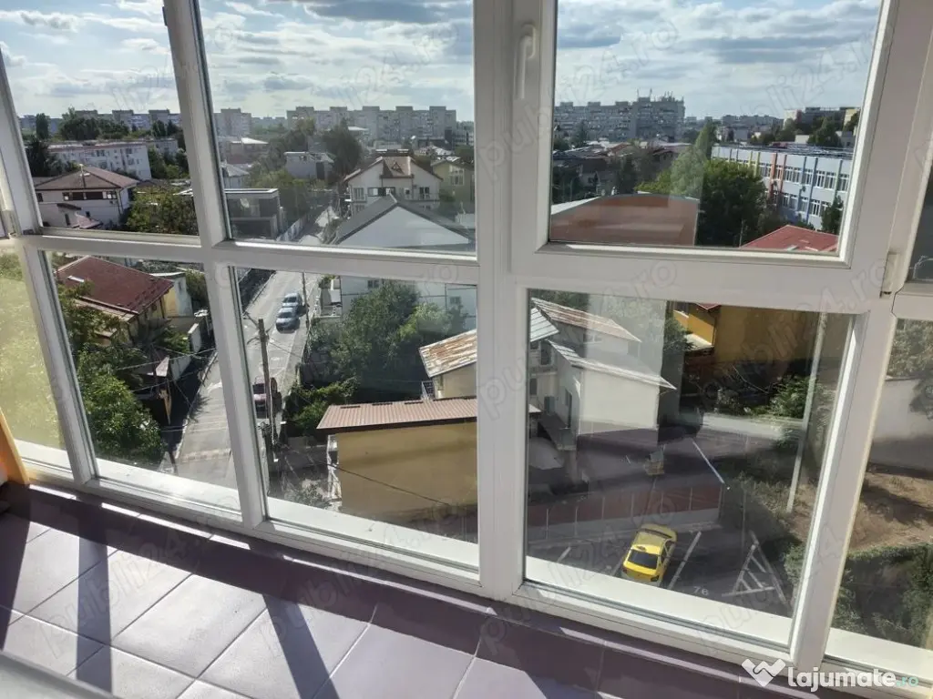 Apartament 3 camere zona Alexandru Obregia. 