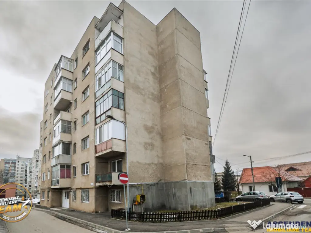 FILM!Apartament spatios, 2 camere, decomandat, Sfantu Gheorg