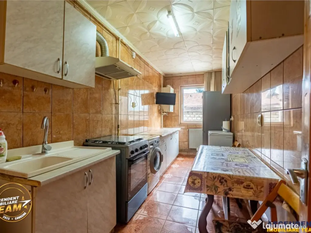 FILM!Apartament spatios, 2 camere, decomandat, Sfantu Gheorg