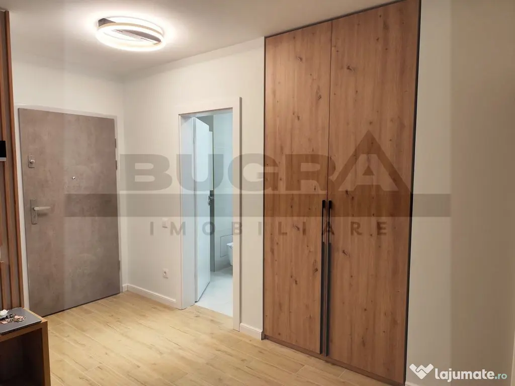 Apartament de 2 camere, lux, 56mp, parcare, zona Iulius Mall
