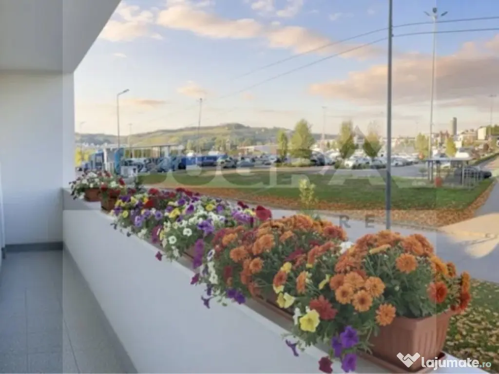 Apartament 3 camere, 63 mp, parcare, zona Vivo