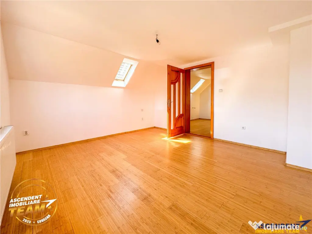 FILM! Casa noua,Covasna,cu fotovoltaic, garaj,curte,2 terase 