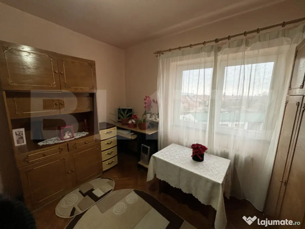 Apartament 2 camere, 67.62 mp, zona Botizului
