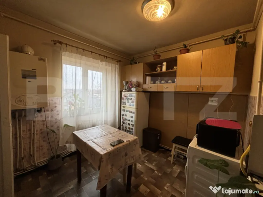 Apartament 2 camere, 67.62 mp, zona Botizului