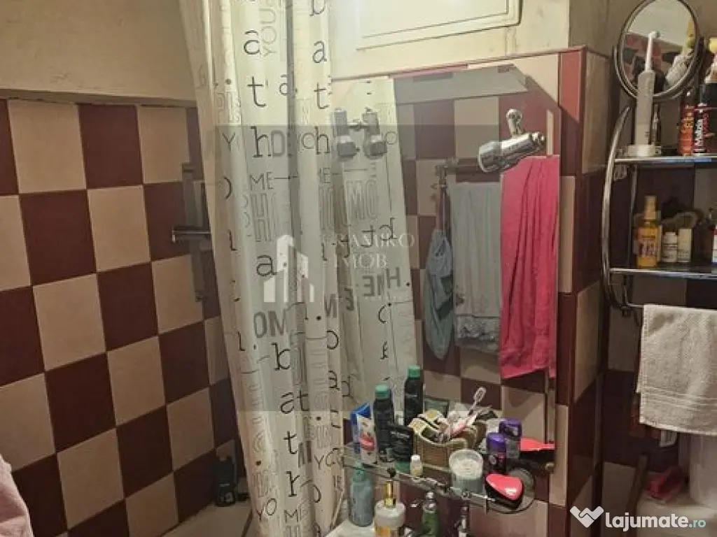 Apartament 2 camere deccomandat/ 5 minute de metrou 1 Dec... 