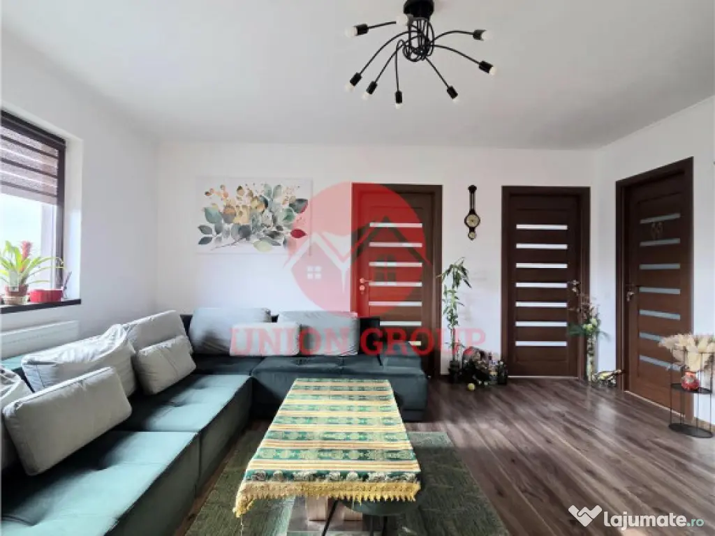 Casa 4 Camere cu Teren in Proprietate la Corbu 