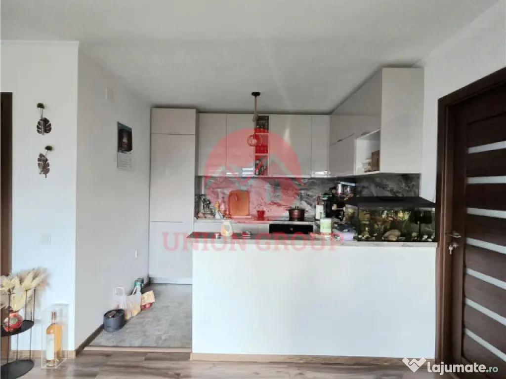 Casa 4 Camere cu Teren in Proprietate la Corbu 