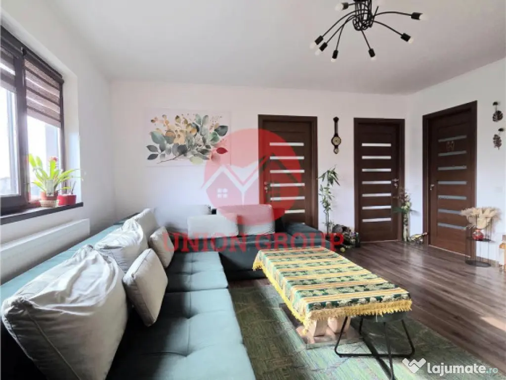 Casa 4 Camere cu Teren in Proprietate la Corbu 