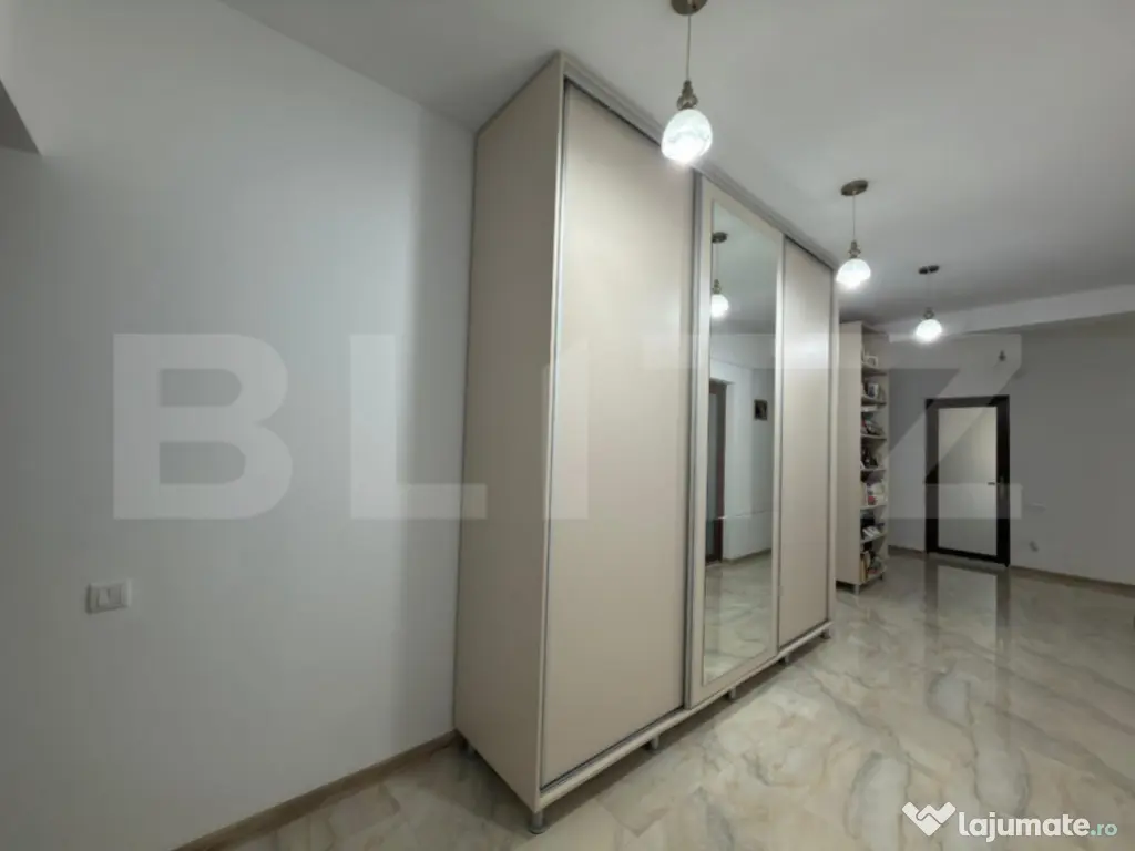 Casă 4 dormitoare, 204 mp, teren 1000 mp, zona Carcea 