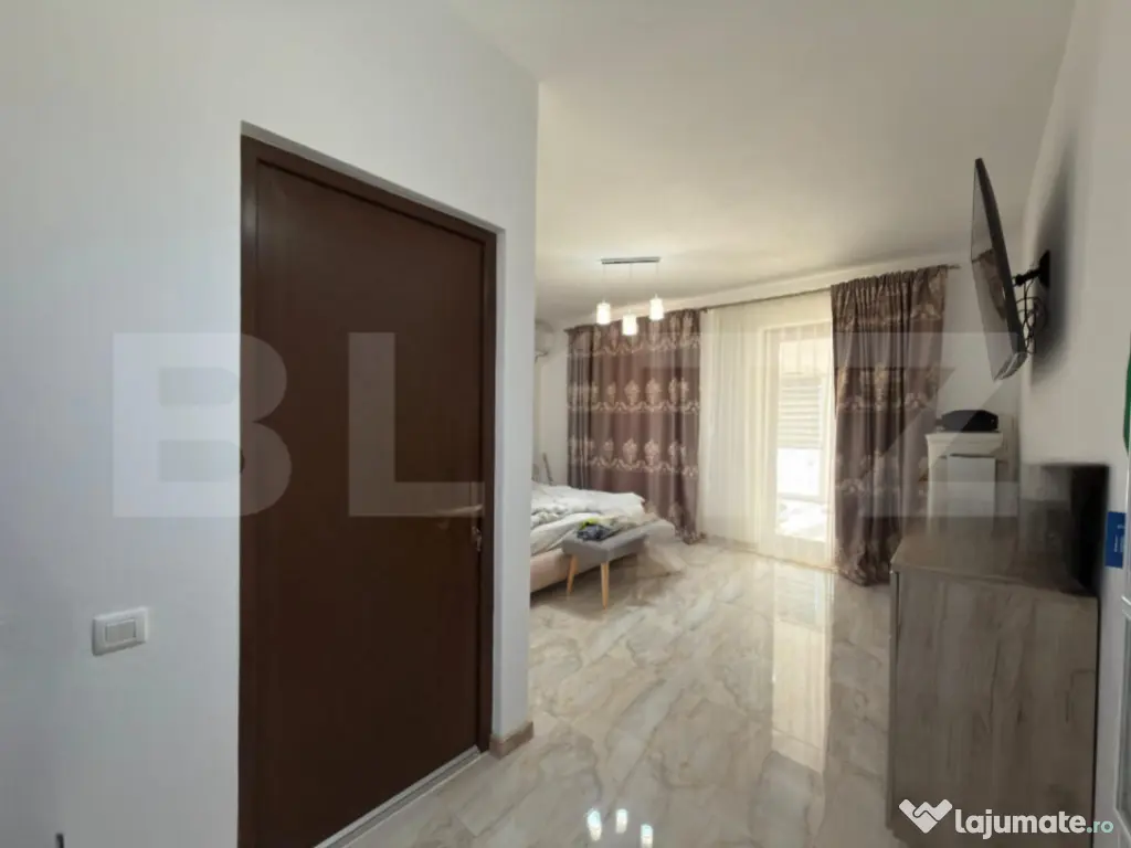 Casă 4 dormitoare, 204 mp, teren 1000 mp, zona Carcea 