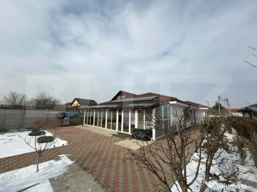 Casă 4 dormitoare, 204 mp, teren 1000 mp, zona Carcea 