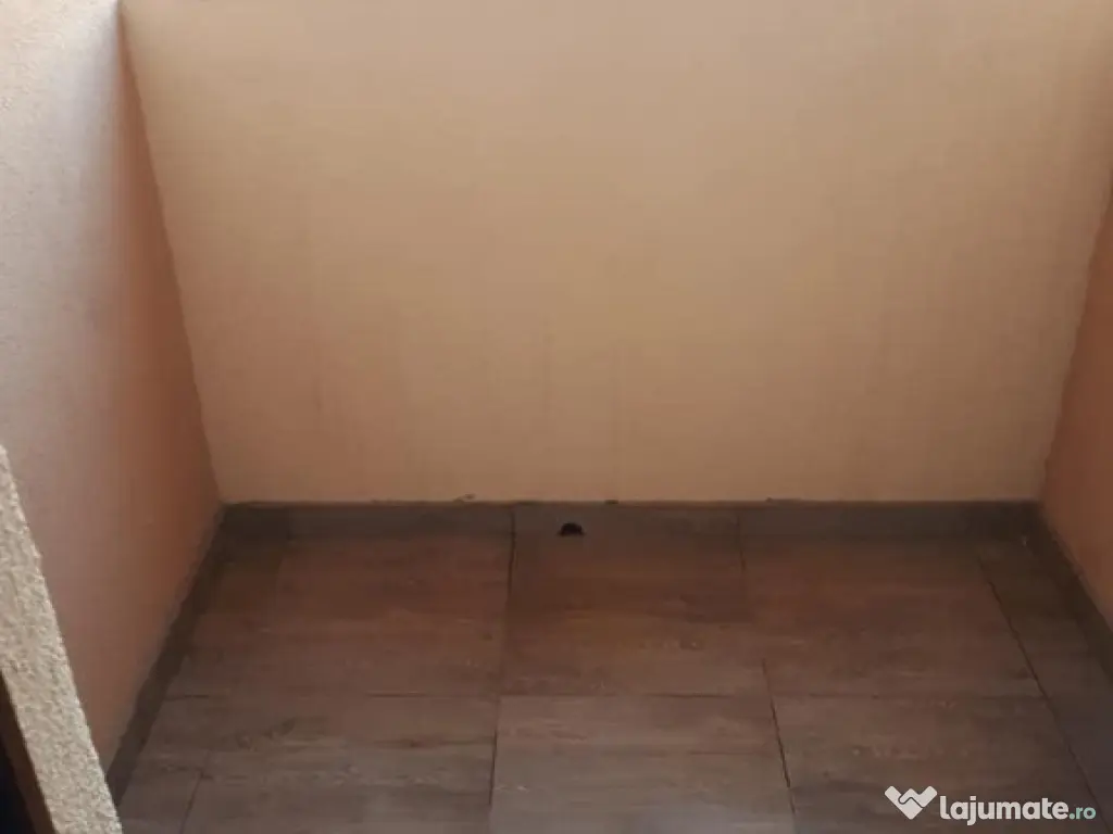 Tomis Plus, garsoniera, mobilata, gaze, inchirieri Constanta 