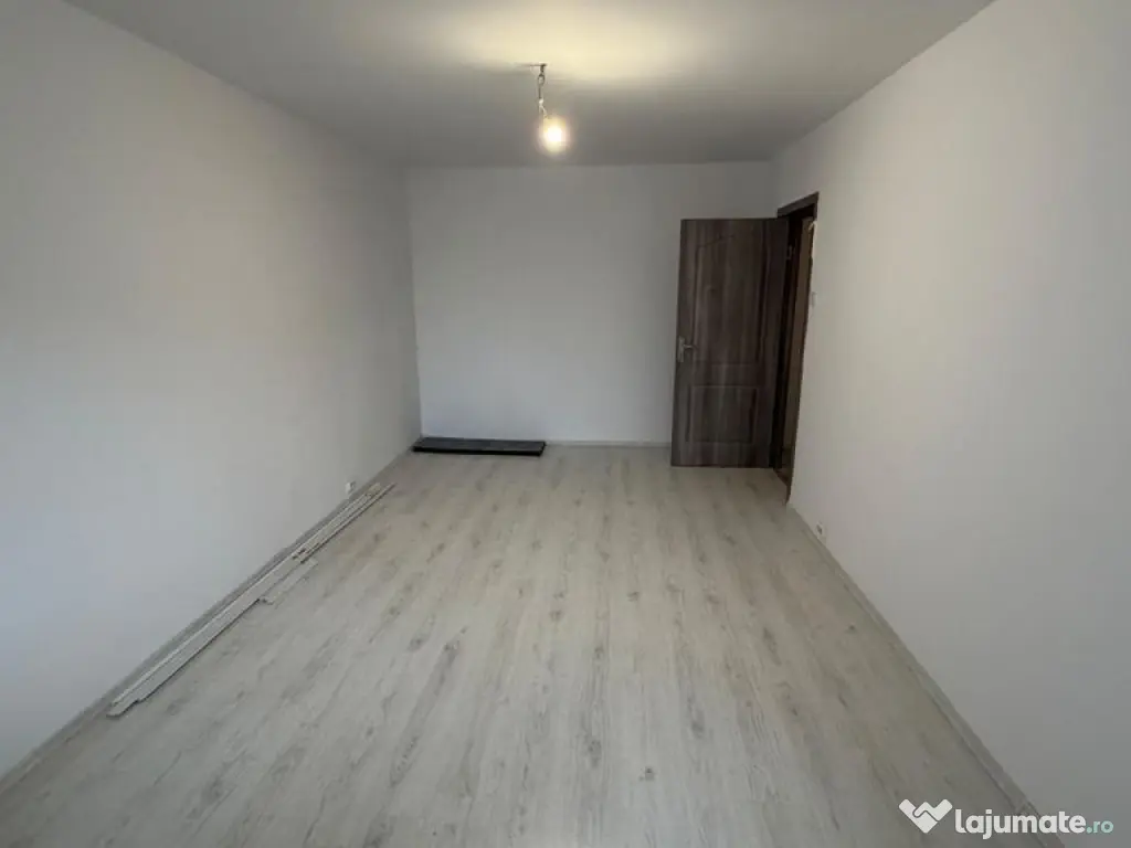 APARTAMENT 2CAMERE , TROCADERO, NEMOBILAT/ NEUTILAT