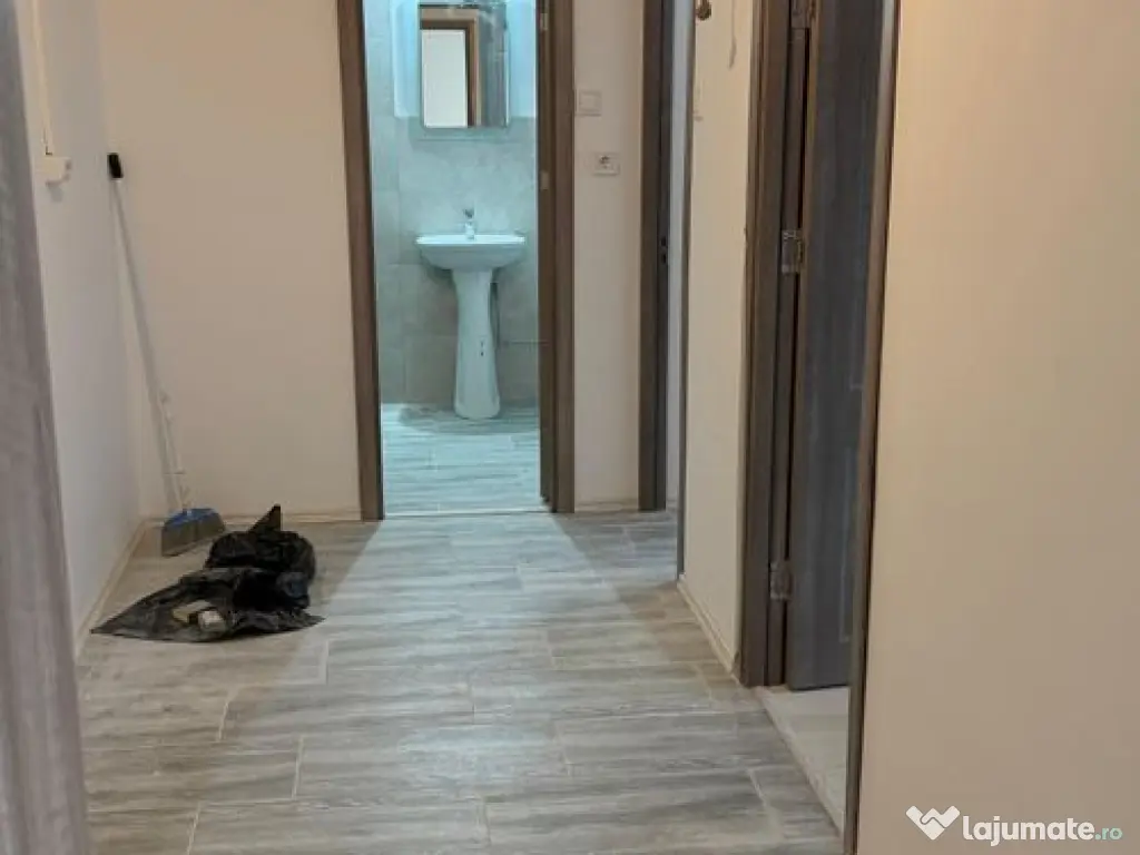 APARTAMENT 2CAMERE , TROCADERO, NEMOBILAT/ NEUTILAT