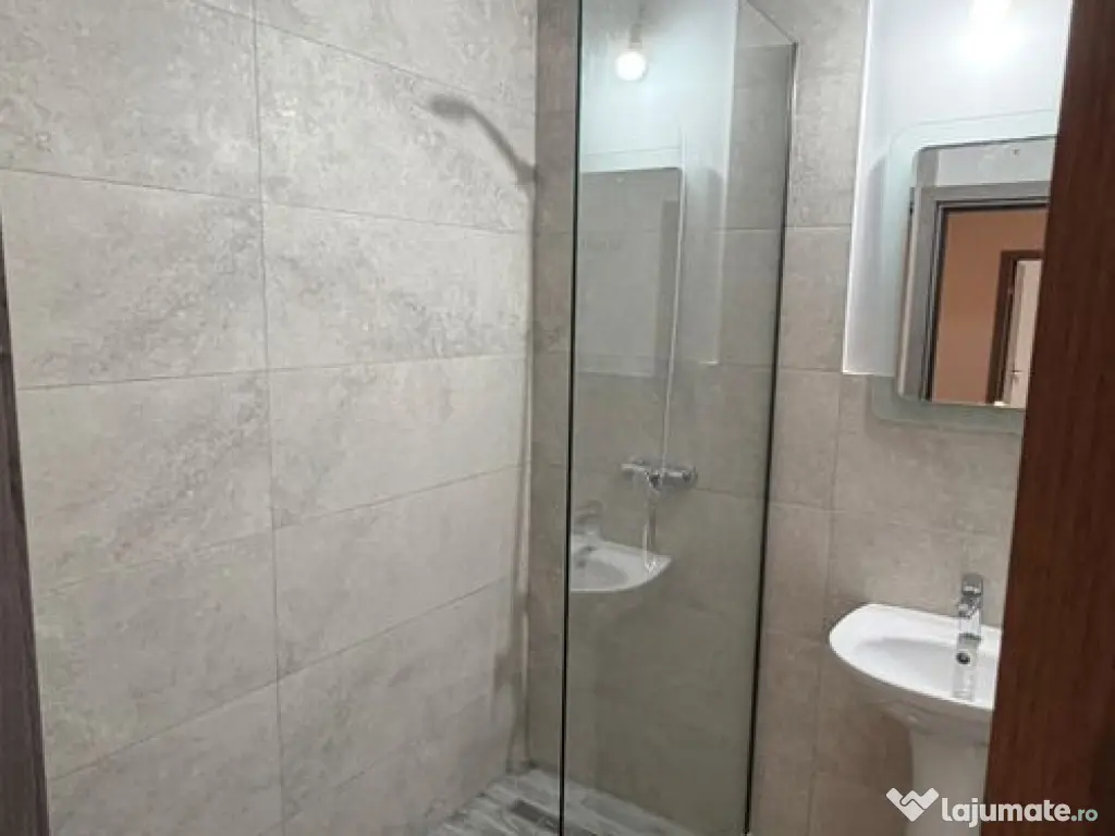 APARTAMENT 2CAMERE , TROCADERO, NEMOBILAT/ NEUTILAT