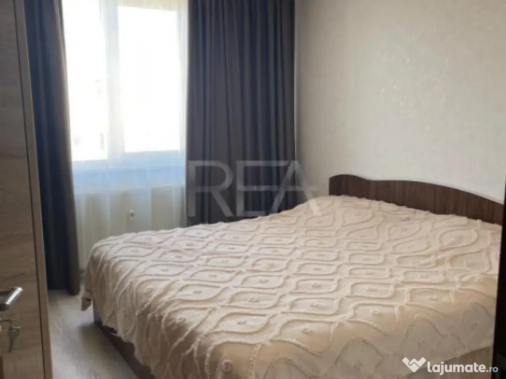 3 Camere Ene Modoran Rahova