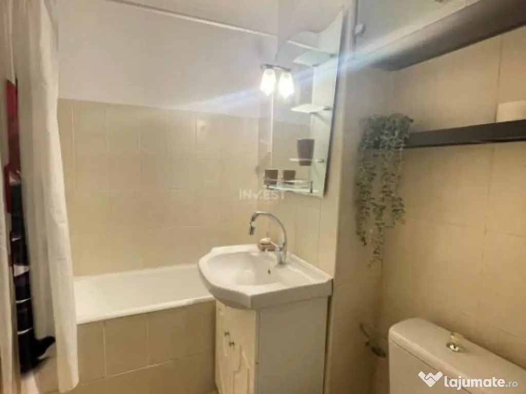 Apartament 2 camere decomandat-Podu Ros-Piata Nicolina 