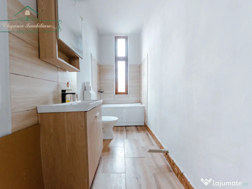 Apartament cu 2 camere la curte comuna, zona centrala, Arad